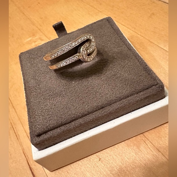 Wedding ring - Picture 3 of 5